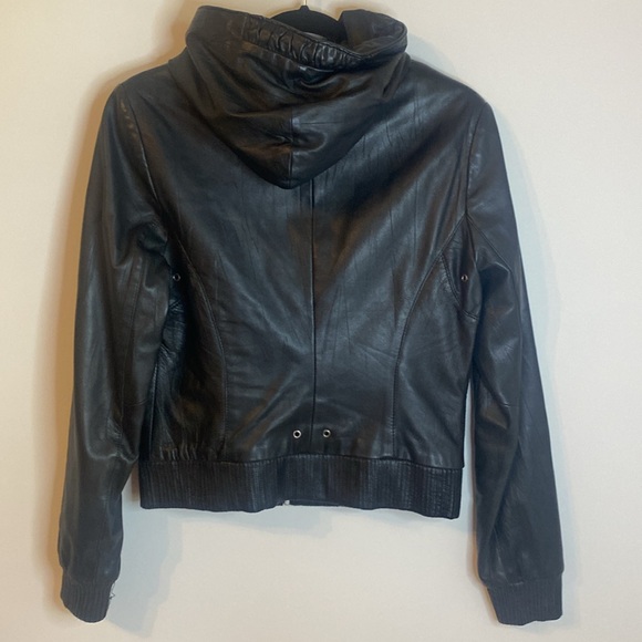 Danier Black Leather Aviator Bomber Jacket - Woman Small - Picture 3 of 8
